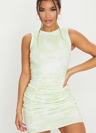 Платье тай дай prettylittlething xs