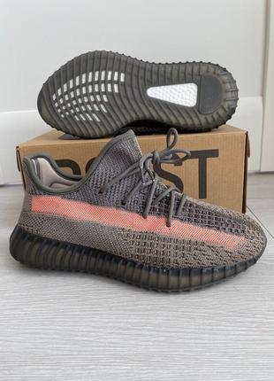 Кроссовки adidas yeezy boost 350 v24 фото