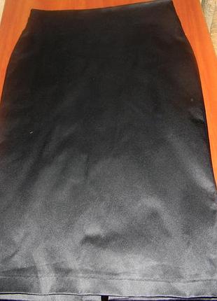 Бандажна спідниця -олівець.італія."rinascimento" s-m