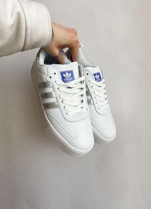 Кроссовки adidas2 фото