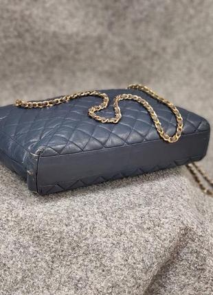 Винтажная сумка chanel vintage 80s quilted blue shoulder tote bag4 фото