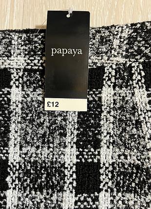 Очень красивая и стильная брендовая юбка.