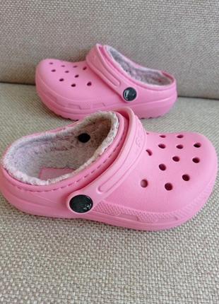 Шльопанці утеплені крокси crocs c9 розм.25,5-26 (15,5см) оригінал2 фото