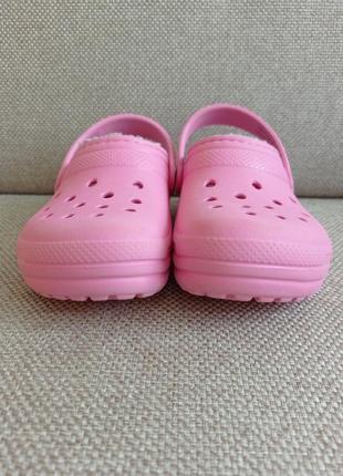 Шльопанці утеплені крокси crocs c9 розм.25,5-26 (15,5см) оригінал4 фото