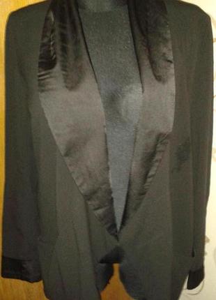 Чорний легкий піджак р40 zoi