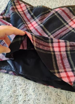 Шерстяная клетчатая мини-юбка в школьном стиле5 фото