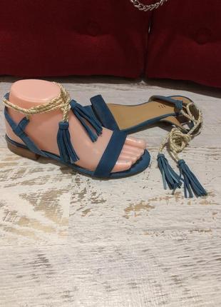 Шкіряні фірмові босоніжки minelli 38р.