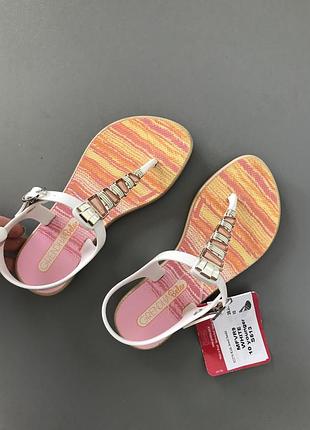 В’єтнамки grendha 2