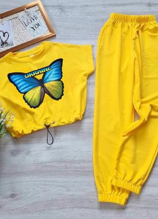 Літній костюмчик