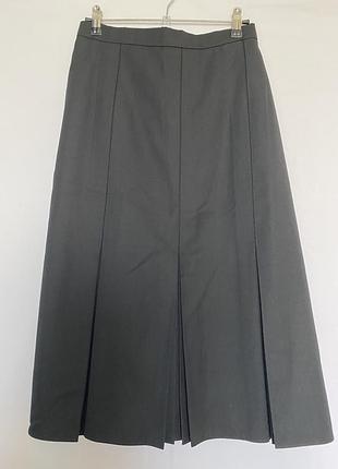 Юбка классика большого размера 20 в отличном состоянии плотная ткань  пот -42 см длина-72 см поб-58-59 см