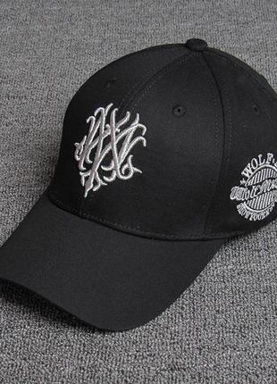 Кепка бейсболка wolf