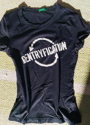 Катонова футбока