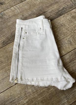Шорти guess 🤍