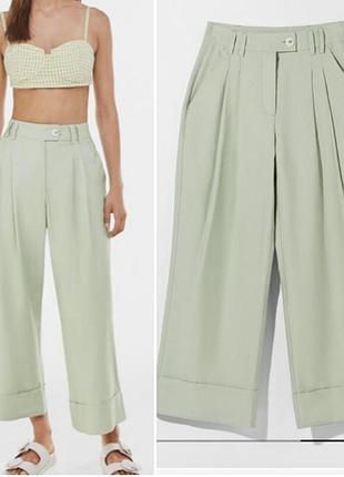 Стрейчеві ,штани ,кюлоти середньої довжини з нової колекції bershka розмір xxs,s,m