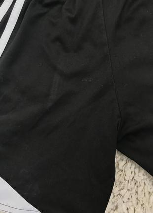 Спортивні шорти adidas 7
