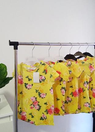 Красивая футболка фирмы h&m.