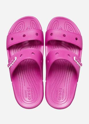 Шльопанці жіночі crocs classic sandal fuchsia fun4 фото