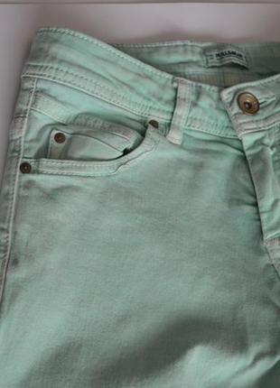 Бирюзовые скинни джинсы pull&bear3 фото