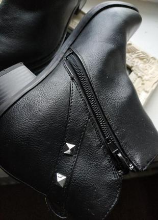Ботинки казаки черные сапожки с шипами острый нос каблук кавбойские кантри 385 фото
