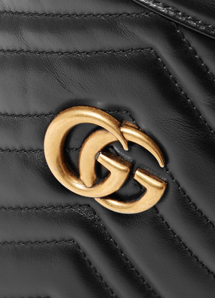 Жіноча шкіряна сумка gucci gg marmont mini quilted leather bucket bag, black5 фото