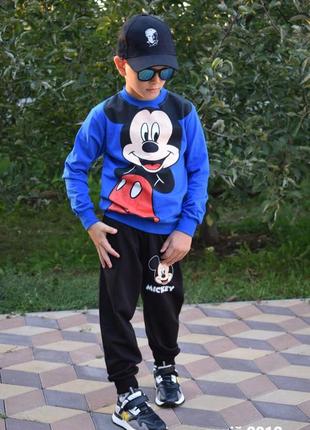 Стильний та зручний костюм для вашого хлопчика: реглан та штани