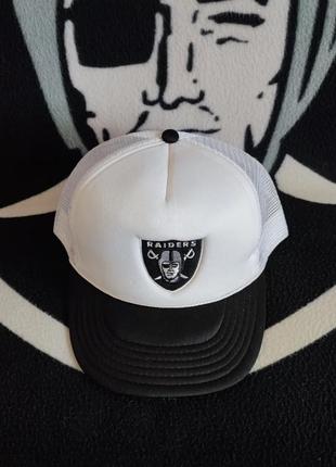 Оригинал. винтажный классический  тракер nfl oakland (las vegas) raiders.3 фото