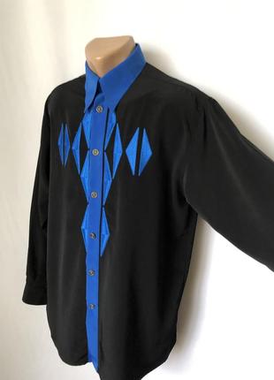 Винтаж черная рубашка с ярко-синей отделкой