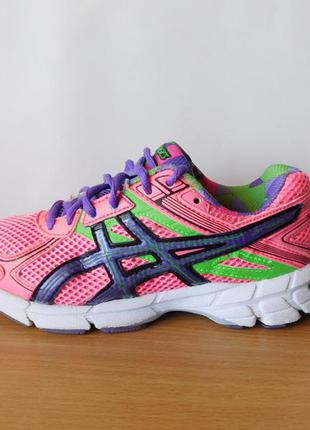 Кроссовки asics 35 р. cтелька 22,7 см.