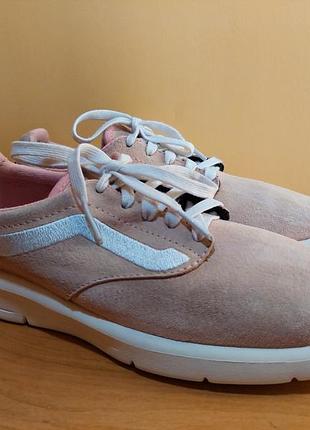 Культовые женские красовки vans.