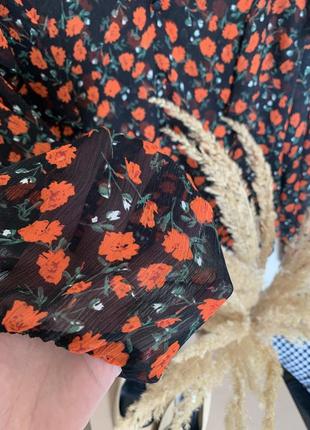 Блуза в квітковий принт з рюшами від george6 фото