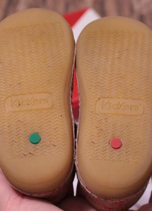 Качественные фирменные босоножки сандалии с закрытым носком на малышку8 фото