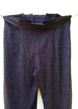 Интересные черные брюки в полосочку,большой размер,вискоза,батл.2 фото