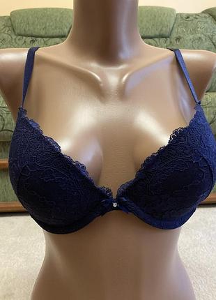 Бюстгальтер