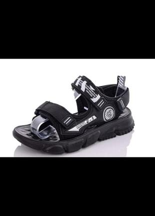 Легенькі,стильні босоніжки для хлопчаків