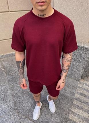 Стильний чоловічий літній оверсайз комплект футболка+шорти в бордовому кольорі3 фото