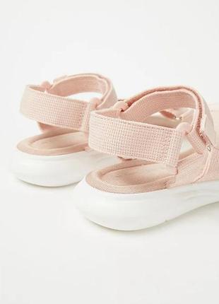 Стильні сандалі для дівчинки от george3 фото