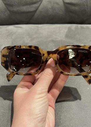 Солнцезащитные очки леопард