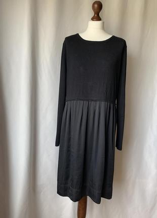 Сукня вільного крою