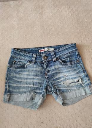 Джинсові шорти