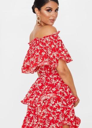 Сукня цервона квіткова відкриті плечі плаття з воланами4 фото