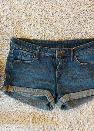 Гарні джинсові шортики!!!
