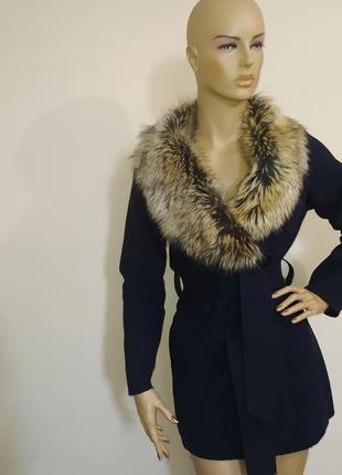 Кашемировое пальто с меховым воротником. made in italy4 фото