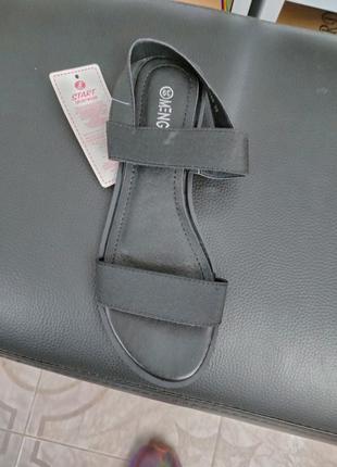 Босоніжки жіночі стильні