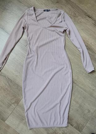 Плаття в рубчик