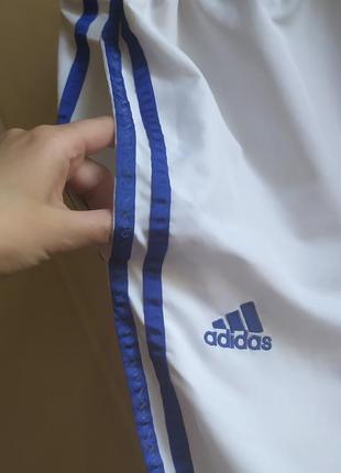 Легкие спортивные шорты / бриджи adidas ( оригинал )5 фото