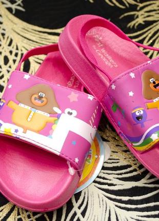 Літні сандалі рожеві для дівчинки з собачками george 2508