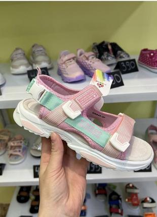 Ход лета босоножки на девочку