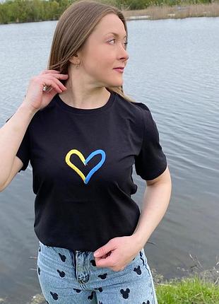 Жіноча Футболочка патріотична
