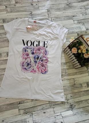 Футболка с стразами vogue1 фото