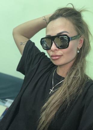 Ефектні окуляри c e l i n e